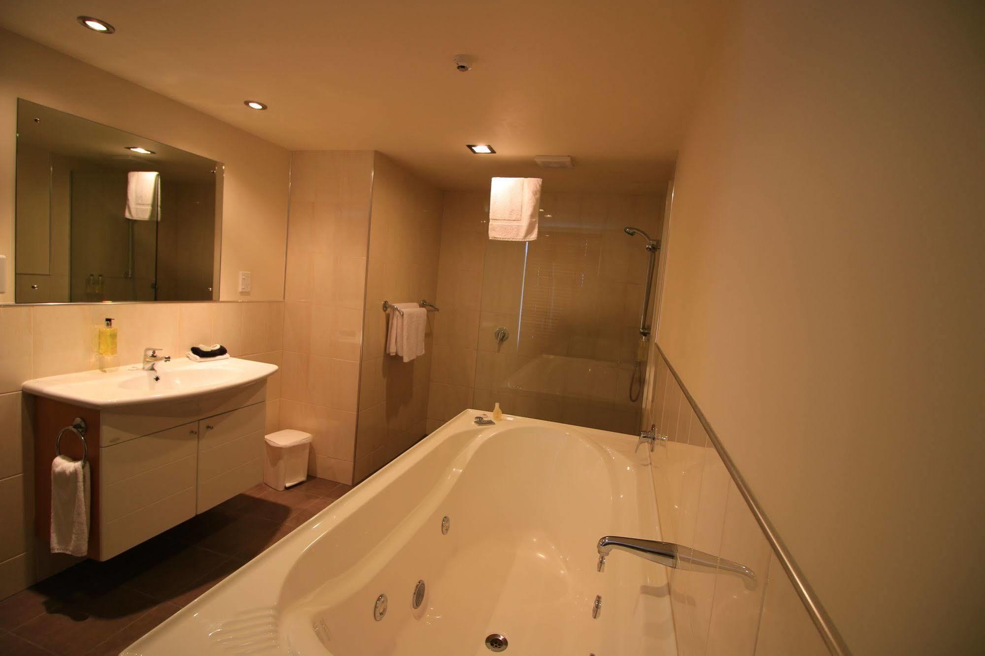 Fitzherbert Regency Motor Lodge Palmerston North Exteriér fotografie